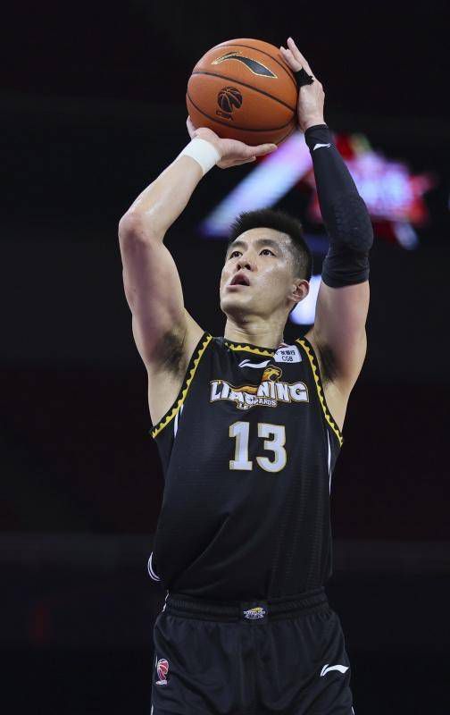 战报莫兰特复出34+8送压哨绝杀!灰熊24分神逆转鹈鹕NBA新赛季常规赛继续进行，孟菲斯灰熊队（7胜19负）翻盘终止连败。